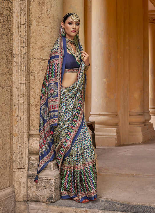 Silk Blend Navy Blue Block Print Classic Saree