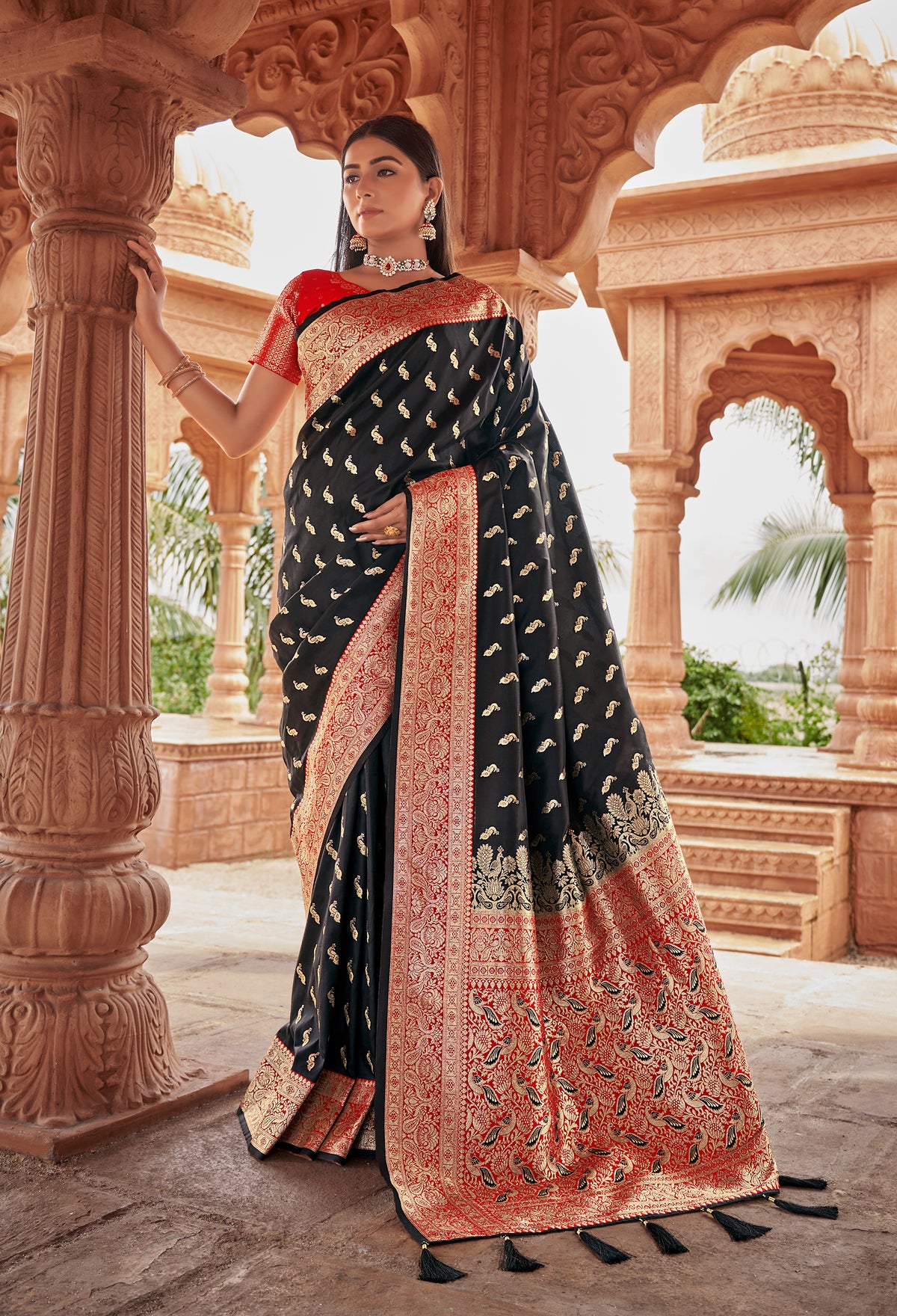 Black Banarasi Silk Zari Woven Work Trendy Saree
