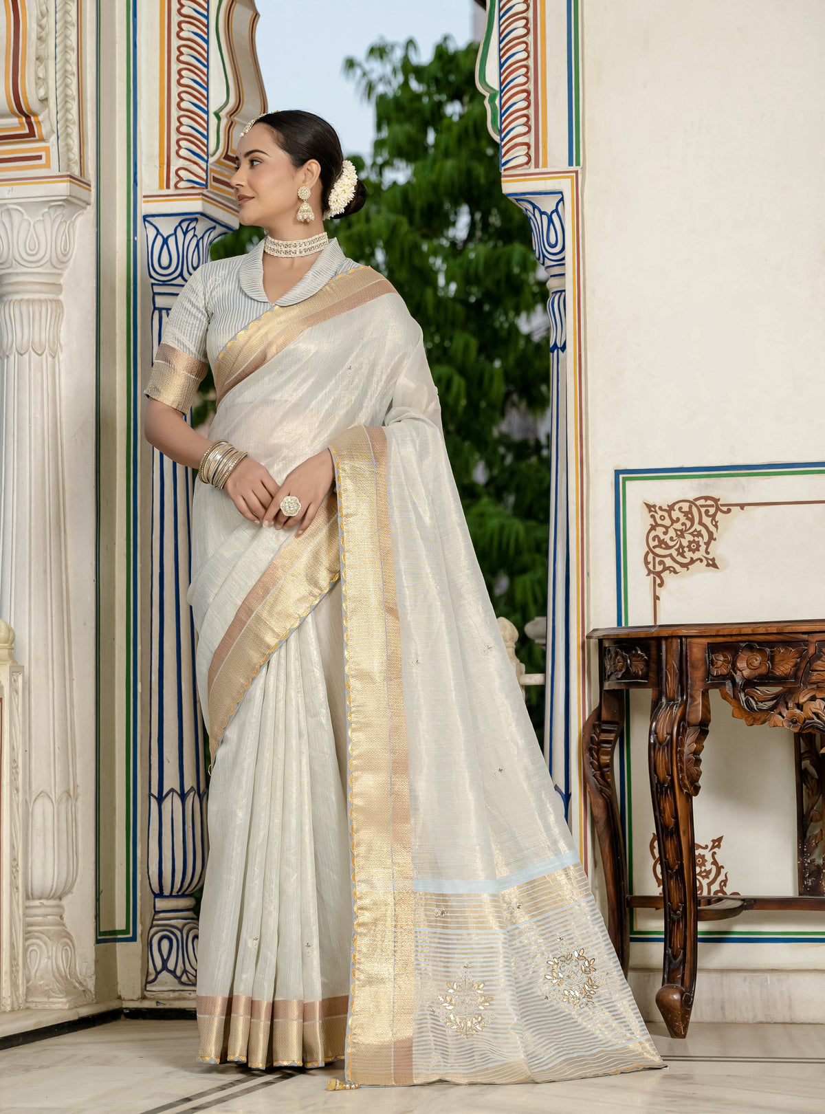Light Grey Color Tissue Linen Khatli Handwork Designer Saree