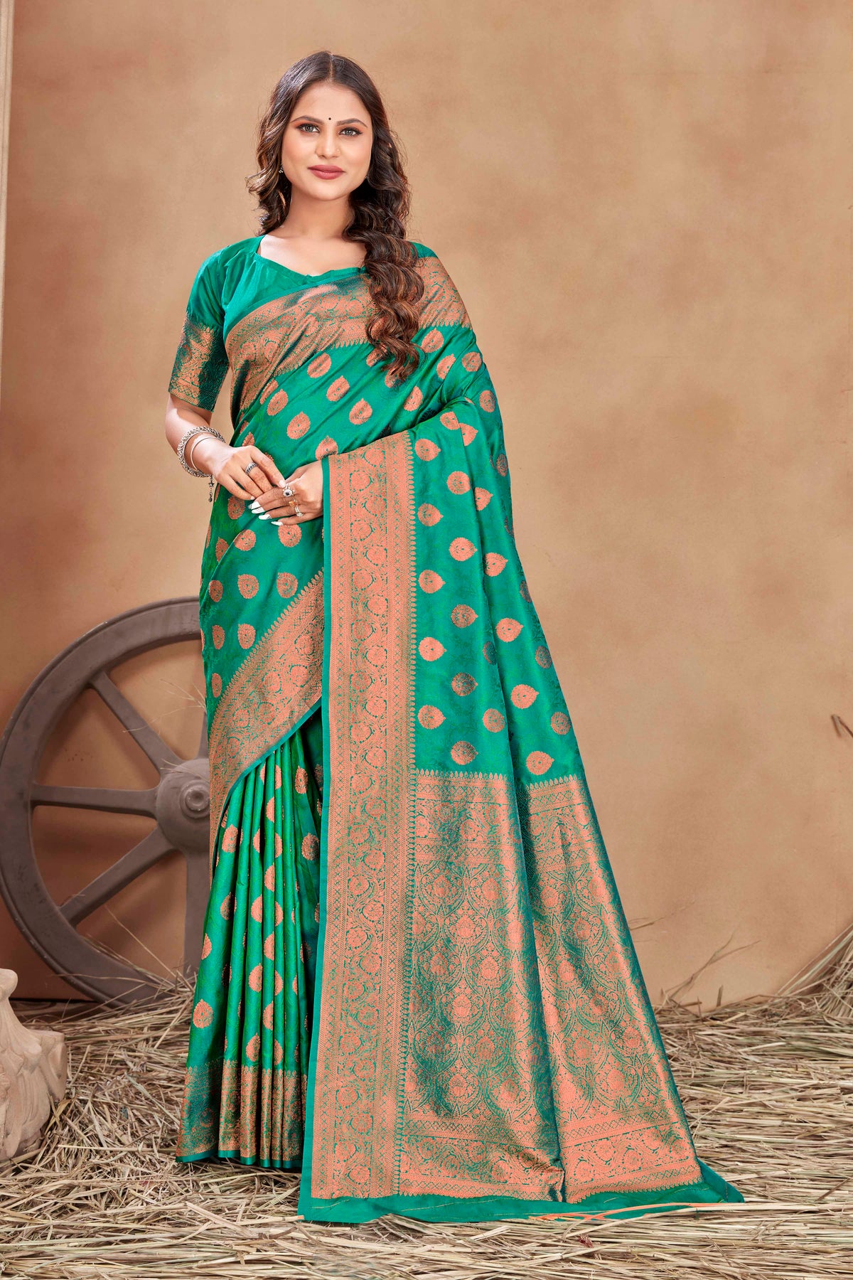 Sea Green Woven Silk Blend Classic Saree With Blouse