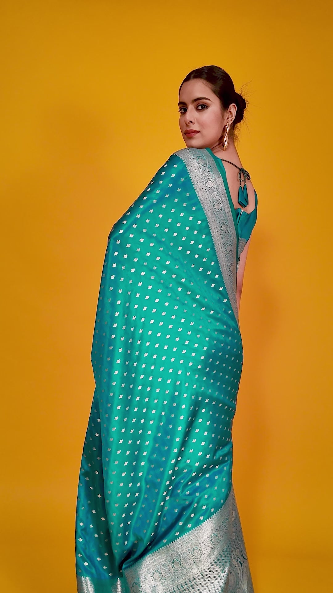 Cyan Banarasi Silk Woven Elegant Saree